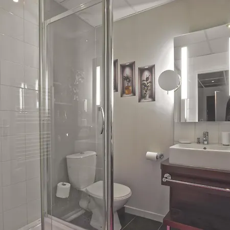 Apartment Le Mounier T2 Avec Climatisation & Balcon Et Parking Gratuit *